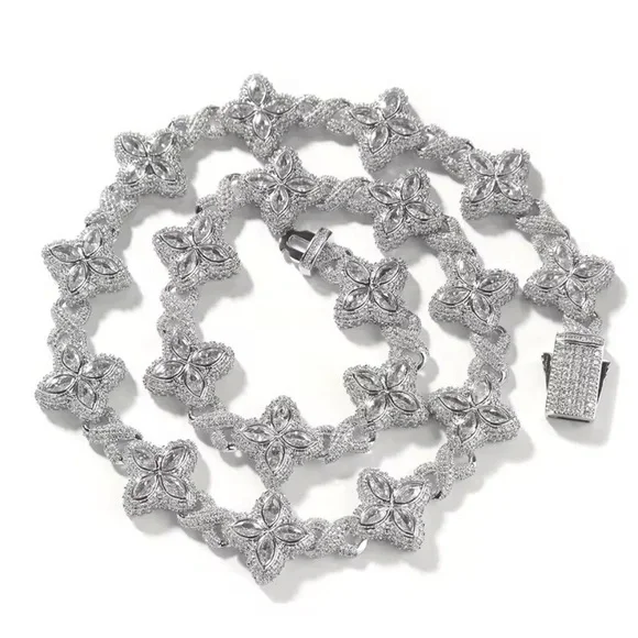 Icy clover necklace 20inch